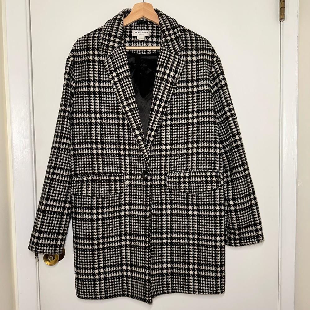 GLAMOROUS Black and White Houndstooth Coat